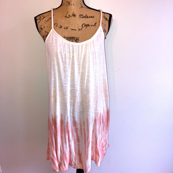 Forever 21 Tops - 💕 3/$30 Forever 21 tunic tank